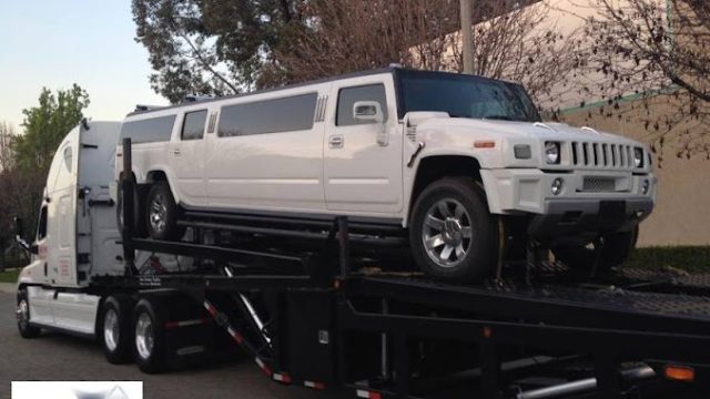 Car Shipping truck hauling vehicles