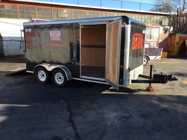 enclosed3-1920w